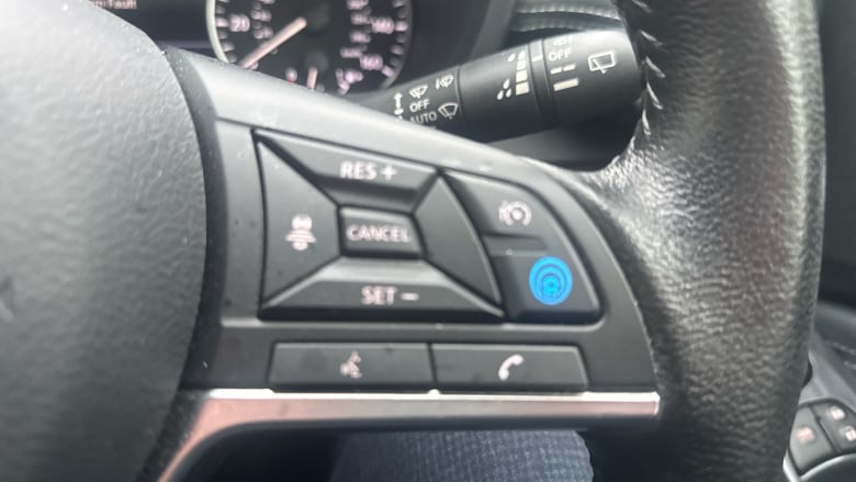 Nissan Juke 1.0 DiG-T N-Connecta 5dr Petrol Hatchback